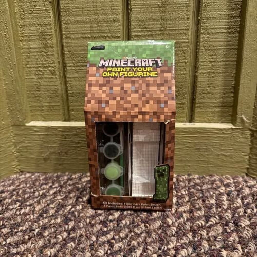 Minecraft Paint Your Own Figurine Kit